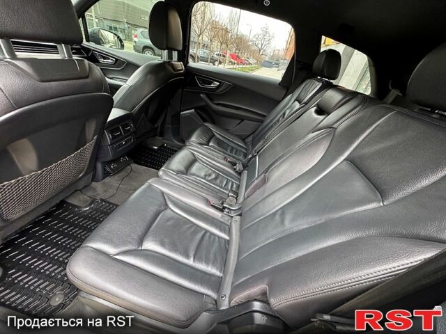 Черный Ауди Ку 7, объемом двигателя 3 л и пробегом 200 тыс. км за 30000 $, фото 8 на Automoto.ua