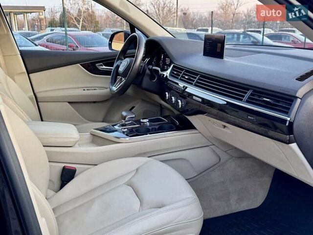 Чорний Ауді Ку 7, об'ємом двигуна 3 л та пробігом 180 тис. км за 24900 $, фото 13 на Automoto.ua