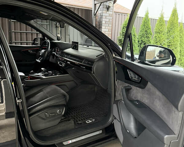 Чорний Ауді Ку 7, об'ємом двигуна 2.97 л та пробігом 241 тис. км за 44999 $, фото 10 на Automoto.ua