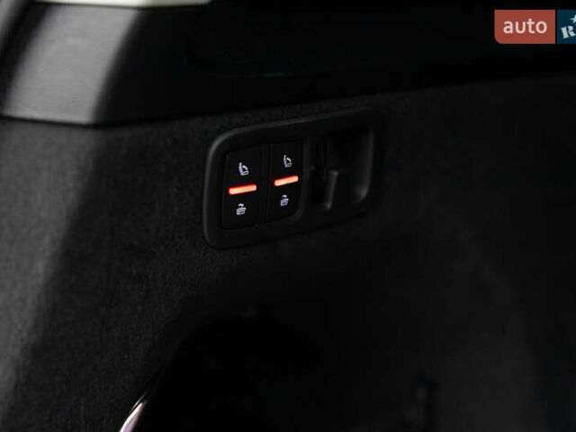 Чорний Ауді Ку 7, об'ємом двигуна 3 л та пробігом 238 тис. км за 23800 $, фото 107 на Automoto.ua