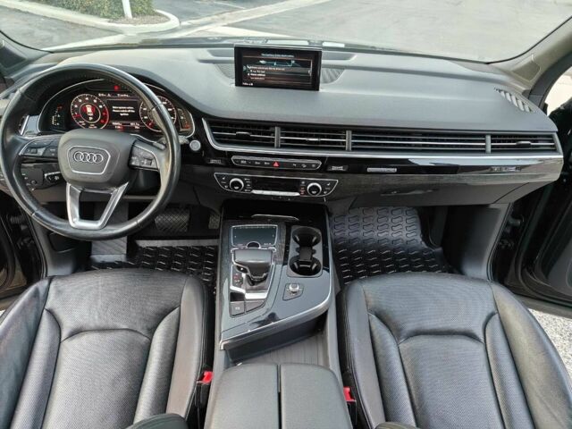 Чорний Ауді Ку 7, об'ємом двигуна 3 л та пробігом 72 тис. км за 14500 $, фото 19 на Automoto.ua