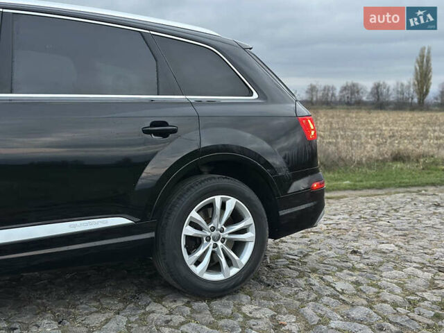 Черный Ауди Ку 7, объемом двигателя 0 л и пробегом 176 тыс. км за 24500 $, фото 3 на Automoto.ua