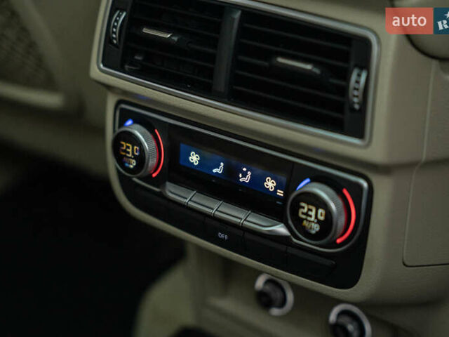 Чорний Ауді Ку 7, об'ємом двигуна 3 л та пробігом 117 тис. км за 31900 $, фото 37 на Automoto.ua