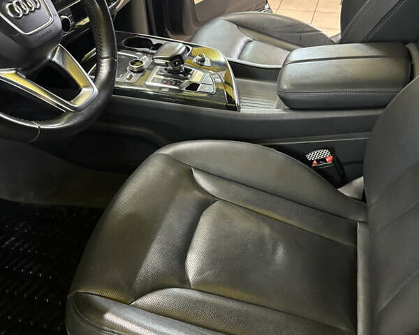 Черный Ауди Ку 7, объемом двигателя 3 л и пробегом 155 тыс. км за 29500 $, фото 15 на Automoto.ua