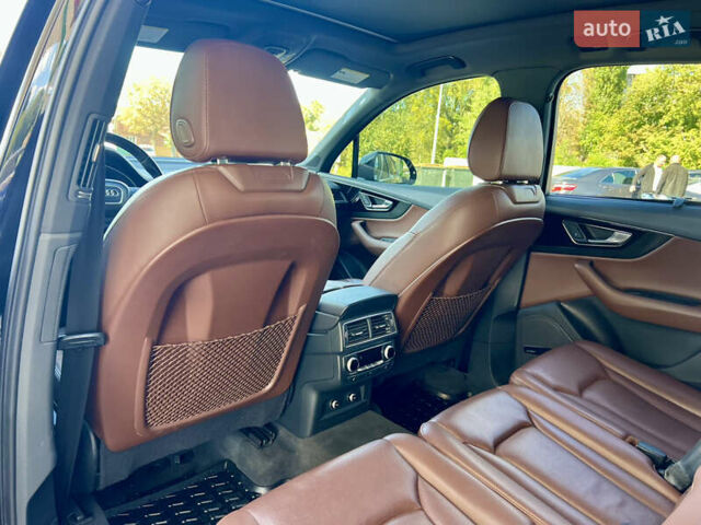 Черный Ауди Ку 7, объемом двигателя 3 л и пробегом 175 тыс. км за 29950 $, фото 24 на Automoto.ua