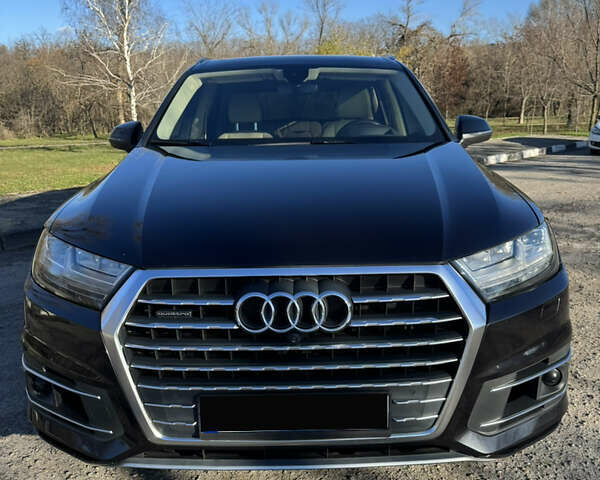 Чорний Ауді Ку 7, об'ємом двигуна 1.98 л та пробігом 100 тис. км за 41500 $, фото 4 на Automoto.ua