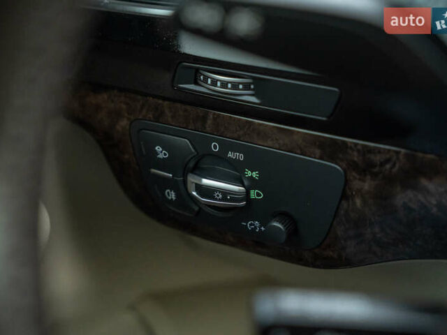 Чорний Ауді Ку 7, об'ємом двигуна 3 л та пробігом 117 тис. км за 31900 $, фото 19 на Automoto.ua