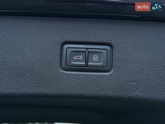 Черный Ауди Ку 7, объемом двигателя 3 л и пробегом 103 тыс. км за 28500 $, фото 24 на Automoto.ua