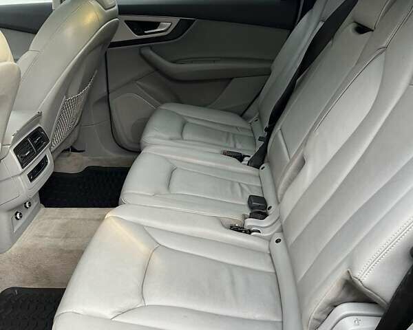 Черный Ауди Ку 7, объемом двигателя 2 л и пробегом 99 тыс. км за 21000 $, фото 15 на Automoto.ua