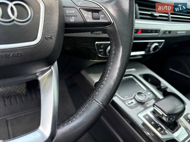 Чорний Ауді Ку 7, об'ємом двигуна 3 л та пробігом 137 тис. км за 36700 $, фото 90 на Automoto.ua
