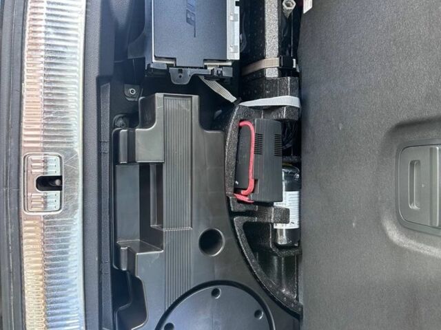 Черный Ауди Ку 7, объемом двигателя 3 л и пробегом 101 тыс. км за 30500 $, фото 20 на Automoto.ua