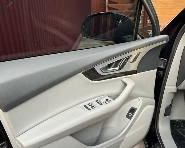 Черный Ауди Ку 7, объемом двигателя 2 л и пробегом 99 тыс. км за 21000 $, фото 16 на Automoto.ua