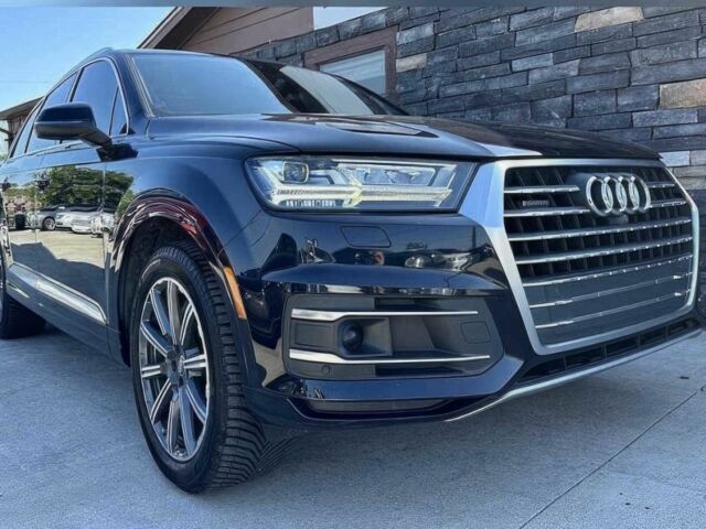 Черный Ауди Ку 7, объемом двигателя 2 л и пробегом 32 тыс. км за 6875 $, фото 2 на Automoto.ua