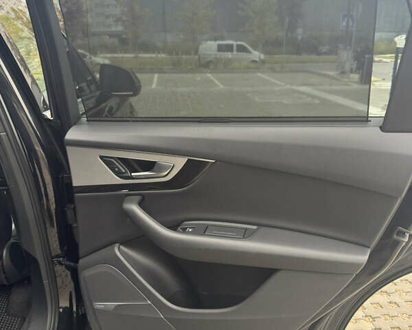 Черный Ауди Ку 7, объемом двигателя 1.98 л и пробегом 288 тыс. км за 23900 $, фото 22 на Automoto.ua