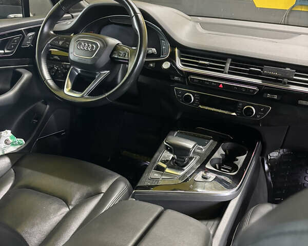 Черный Ауди Ку 7, объемом двигателя 3 л и пробегом 155 тыс. км за 29500 $, фото 6 на Automoto.ua