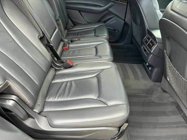 Черный Ауди Ку 7, объемом двигателя 3 л и пробегом 33 тыс. км за 19200 $, фото 13 на Automoto.ua