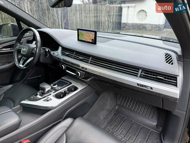 Чорний Ауді Ку 7, об'ємом двигуна 3 л та пробігом 137 тис. км за 36700 $, фото 135 на Automoto.ua