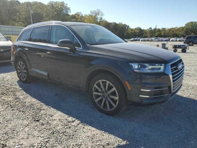 Черный Ауди Ку 7, объемом двигателя 2 л и пробегом 105 тыс. км за 6900 $, фото 3 на Automoto.ua