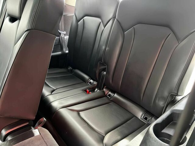 Черный Ауди Ку 7, объемом двигателя 3 л и пробегом 44 тыс. км за 14500 $, фото 13 на Automoto.ua