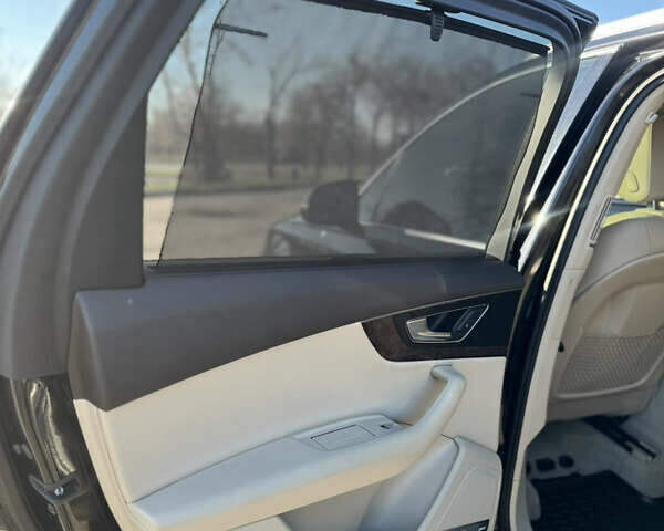 Чорний Ауді Ку 7, об'ємом двигуна 1.98 л та пробігом 100 тис. км за 41500 $, фото 15 на Automoto.ua