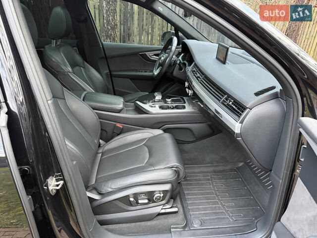 Чорний Ауді Ку 7, об'ємом двигуна 3 л та пробігом 137 тис. км за 36700 $, фото 131 на Automoto.ua