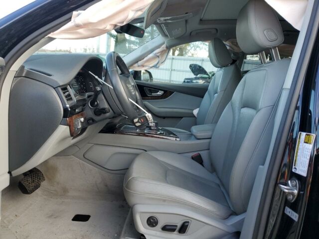 Черный Ауди Ку 7, объемом двигателя 3 л и пробегом 111 тыс. км за 19200 $, фото 6 на Automoto.ua