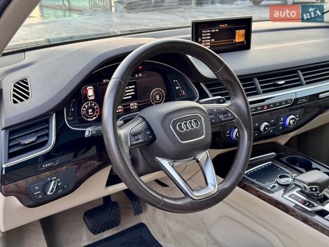 Чорний Ауді Ку 7, об'ємом двигуна 3 л та пробігом 180 тис. км за 24900 $, фото 12 на Automoto.ua