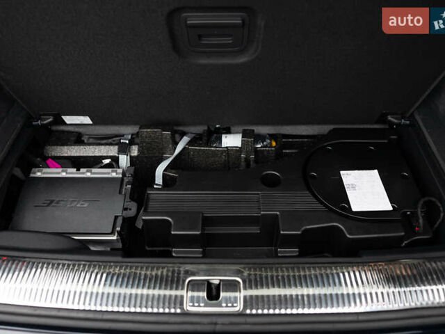 Чорний Ауді Ку 7, об'ємом двигуна 3 л та пробігом 238 тис. км за 23800 $, фото 109 на Automoto.ua