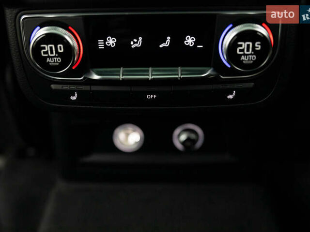 Чорний Ауді Ку 7, об'ємом двигуна 3 л та пробігом 238 тис. км за 23800 $, фото 92 на Automoto.ua