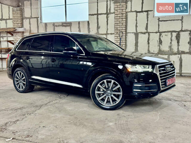 Черный Ауди Ку 7, объемом двигателя 3 л и пробегом 100 тыс. км за 32400 $, фото 1 на Automoto.ua