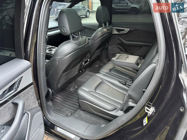 Чорний Ауді Ку 7, об'ємом двигуна 3 л та пробігом 137 тис. км за 36700 $, фото 102 на Automoto.ua