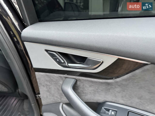 Чорний Ауді Ку 7, об'ємом двигуна 3 л та пробігом 137 тис. км за 36700 $, фото 121 на Automoto.ua