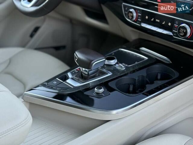 Ауди Ку 7 2018 в Львове на Automoto.ua Черный Ауди Ку 7, объемом двигателя 3 л и пробегом 162 тыс. км за 27999 $, фото 70 на Automoto.ua