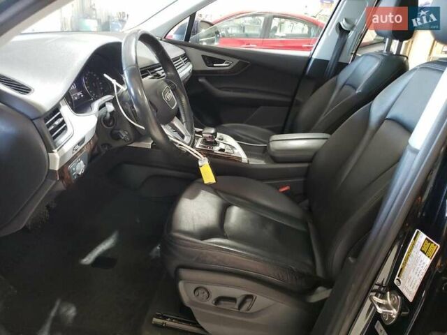 Чорний Ауді Ку 7, об'ємом двигуна 2 л та пробігом 161 тис. км за 17150 $, фото 6 на Automoto.ua