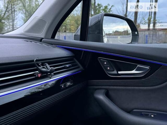 Черный Ауди Ку 7, объемом двигателя 2.97 л и пробегом 249 тыс. км за 40200 $, фото 19 на Automoto.ua