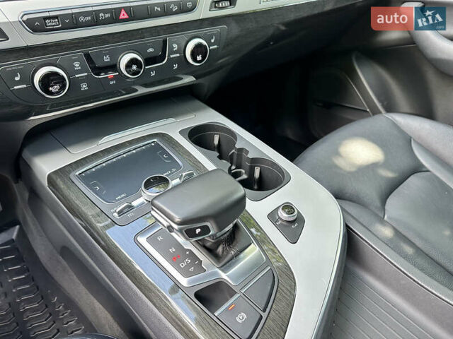 Черный Ауди Ку 7, объемом двигателя 1.98 л и пробегом 157 тыс. км за 28300 $, фото 44 на Automoto.ua