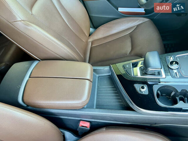 Черный Ауди Ку 7, объемом двигателя 3 л и пробегом 175 тыс. км за 29950 $, фото 42 на Automoto.ua