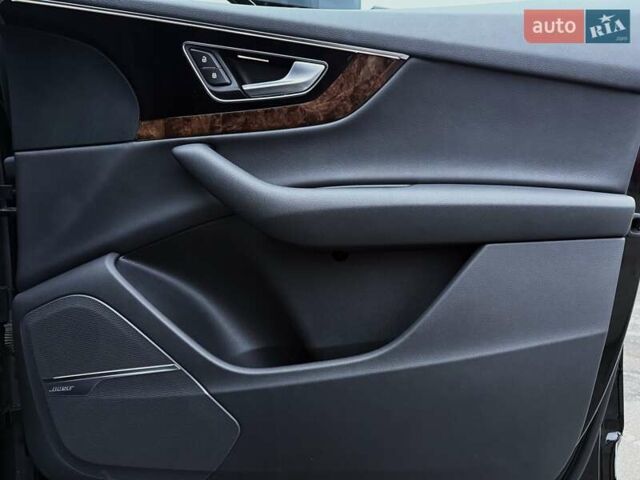 Черный Ауди Ку 7, объемом двигателя 3 л и пробегом 103 тыс. км за 28500 $, фото 35 на Automoto.ua