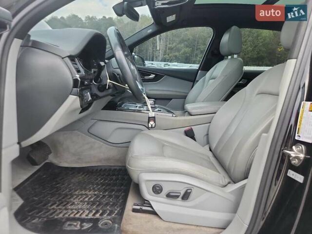Черный Ауди Ку 7, объемом двигателя 3 л и пробегом 87 тыс. км за 7500 $, фото 6 на Automoto.ua