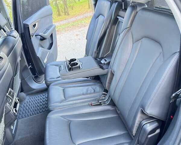 Черный Ауди Ку 7, объемом двигателя 3 л и пробегом 157 тыс. км за 35500 $, фото 36 на Automoto.ua