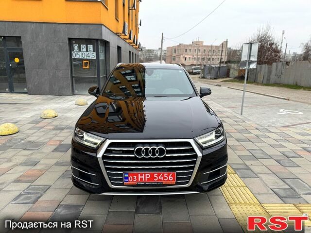 Черный Ауди Ку 7, объемом двигателя 3 л и пробегом 200 тыс. км за 30000 $, фото 1 на Automoto.ua