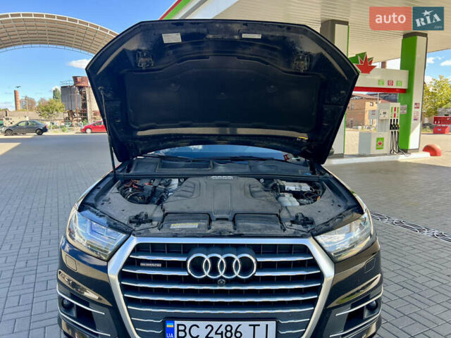 Черный Ауди Ку 7, объемом двигателя 3 л и пробегом 175 тыс. км за 29950 $, фото 45 на Automoto.ua