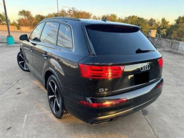 Черный Ауди Ку 7, объемом двигателя 3 л и пробегом 98 тыс. км за 19900 $, фото 4 на Automoto.ua