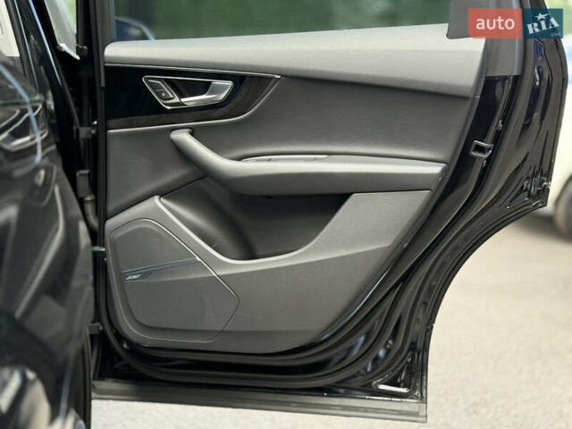 Черный Ауди Ку 7, объемом двигателя 3 л и пробегом 108 тыс. км за 36000 $, фото 45 на Automoto.ua