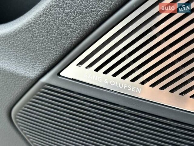 Чорний Ауді Ку 7, об'ємом двигуна 3 л та пробігом 129 тис. км за 56600 $, фото 63 на Automoto.ua