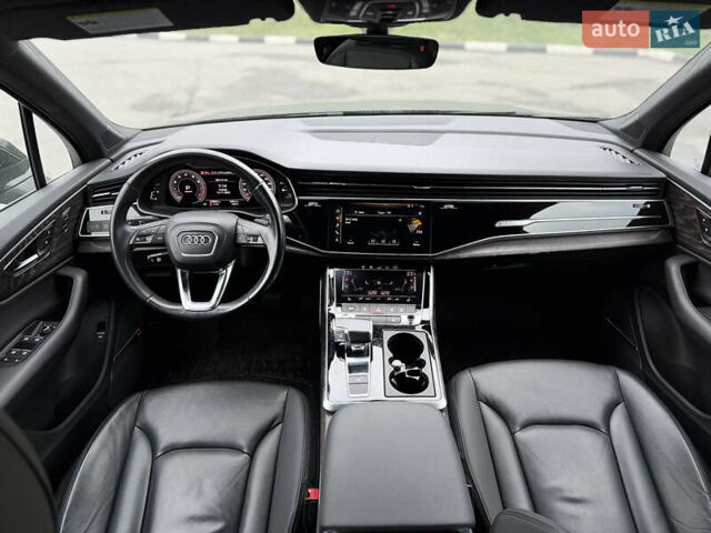 Черный Ауди Ку 7, объемом двигателя 3 л и пробегом 120 тыс. км за 42900 $, фото 17 на Automoto.ua