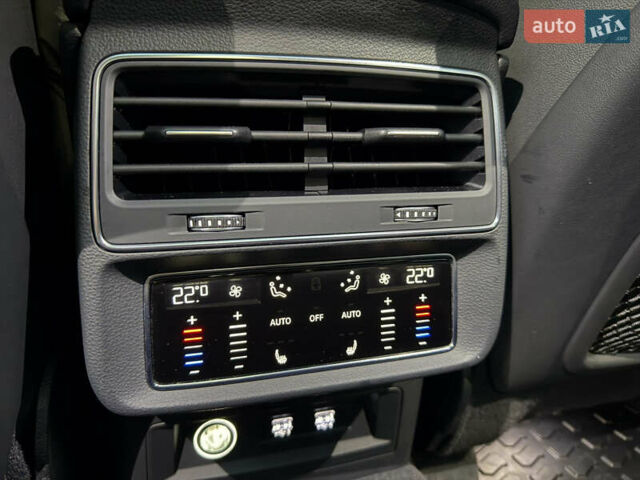 Чорний Ауді Ку 7, об'ємом двигуна 3 л та пробігом 101 тис. км за 47000 $, фото 31 на Automoto.ua