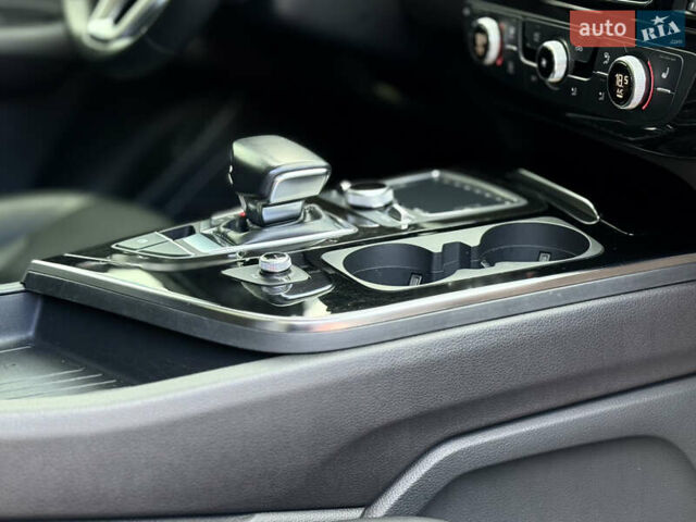 Черный Ауди Ку 7, объемом двигателя 3 л и пробегом 108 тыс. км за 36000 $, фото 38 на Automoto.ua