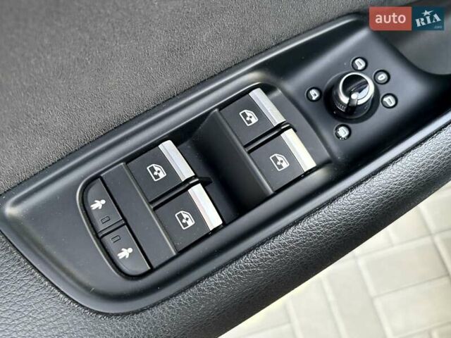 Чорний Ауді Ку 7, об'ємом двигуна 3 л та пробігом 129 тис. км за 56600 $, фото 64 на Automoto.ua