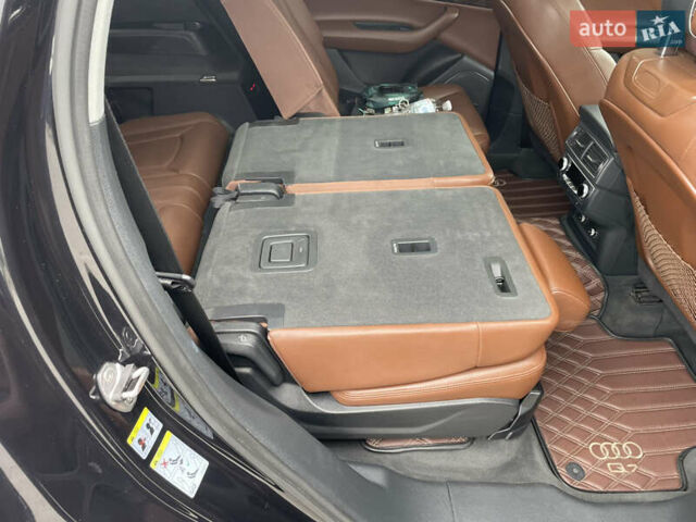 Черный Ауди Ку 7, объемом двигателя 3 л и пробегом 152 тыс. км за 50000 $, фото 31 на Automoto.ua